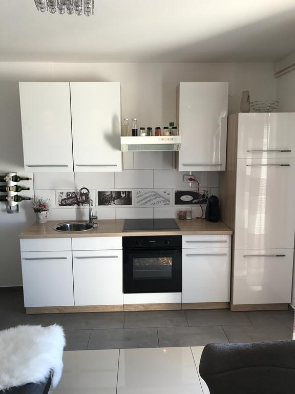 Apartment Sanja セニ エクステリア 写真